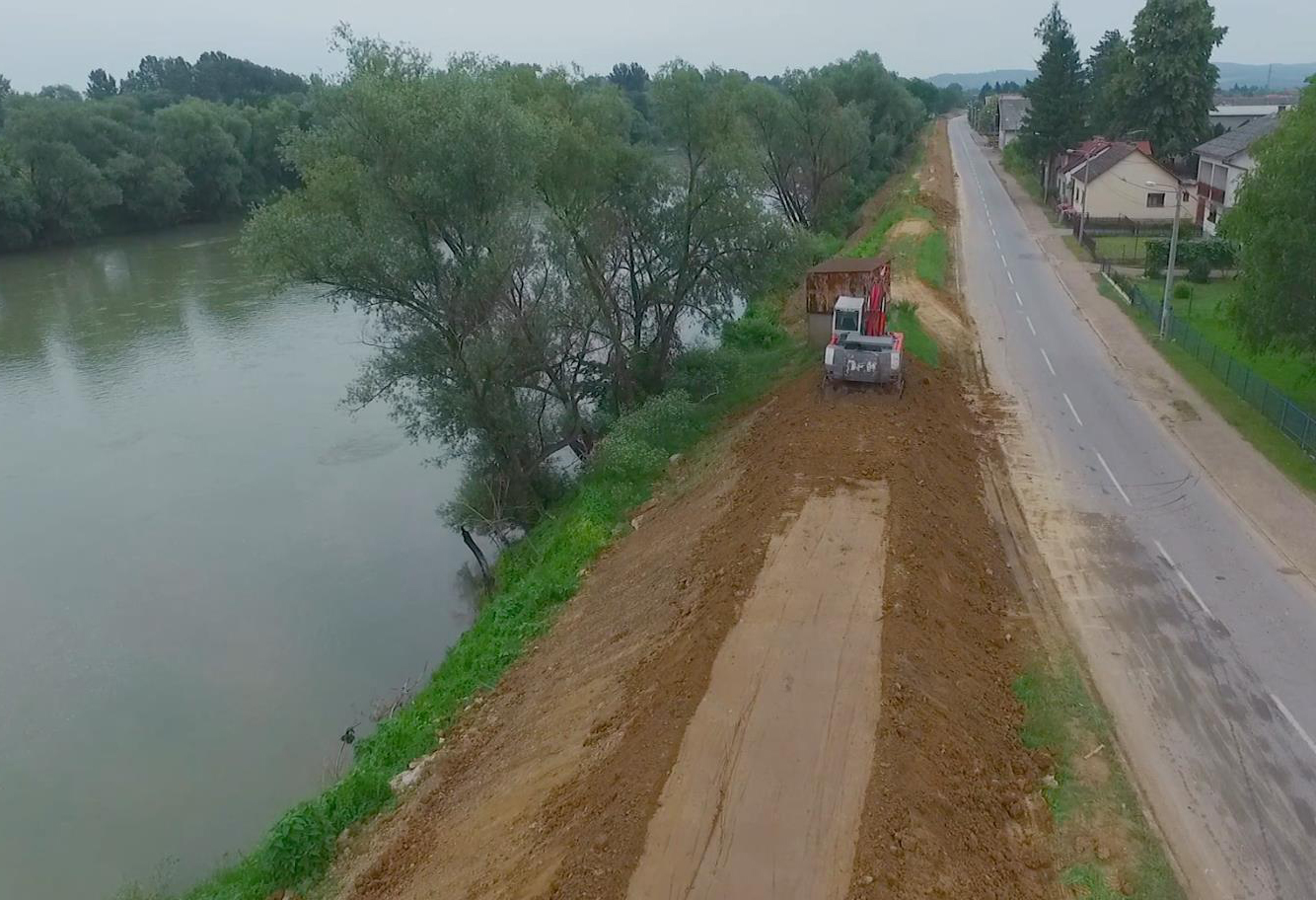 Sanacija savskog nasipa u Kozarskoj Dubici i Gradišci