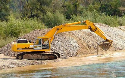 Objavljen Javni poziv za dostavljanje ponuda za izvođenje radova dislokacije i vađenja materijala iz vodotoka na teritoriji Republike Srpske