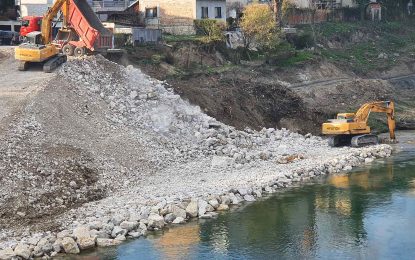 Banja Luka: Počeli radovi na sanaciji klizišta kod Zelenog mosta