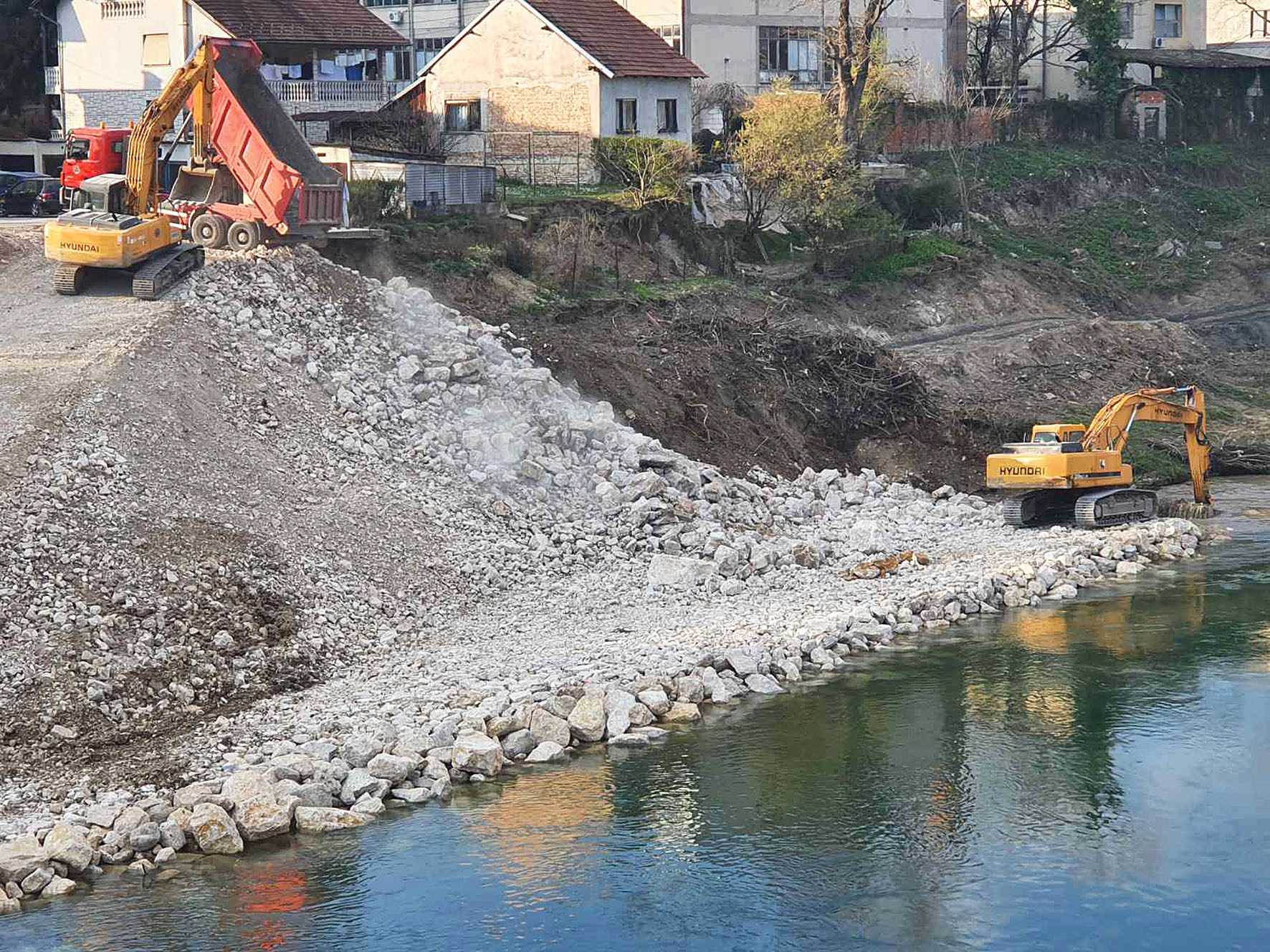 Бања Лука: Почели радови на санацији клизишта код Зеленог моста