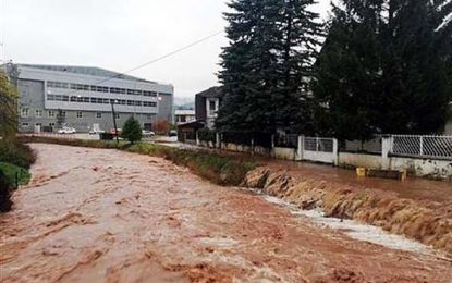 Обилне кише изазвале изливање бујичних водотока и клизишта