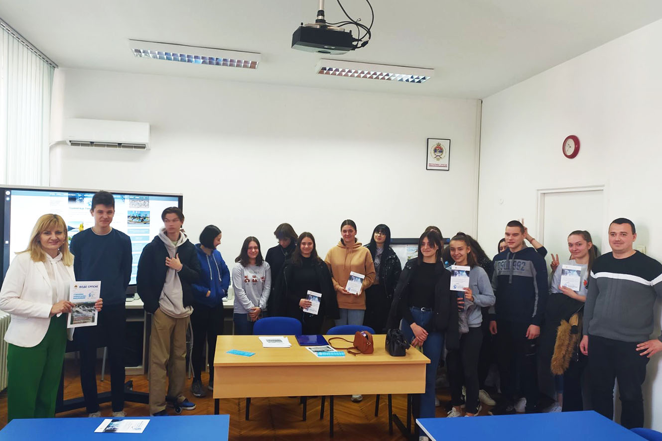 Razgovor sa učenicima Ekonomske škole u Prijedoru o značaju očuvanja voda