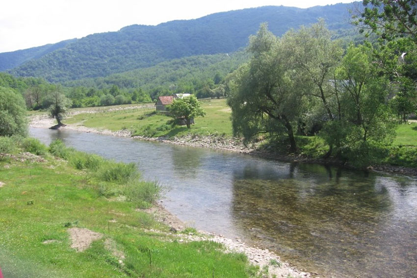 Upozorenje: Mogućnost pojave bujičnih poplava na području Hercegovine