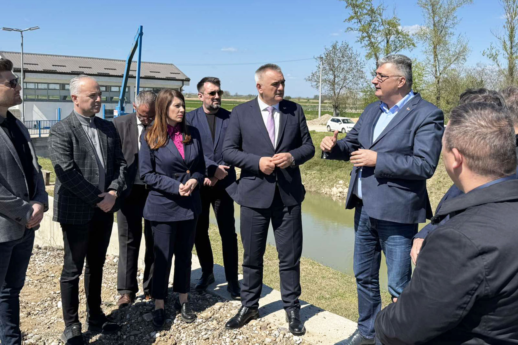 Bijeljina: Obilazak završene dionice drinskog nasipa