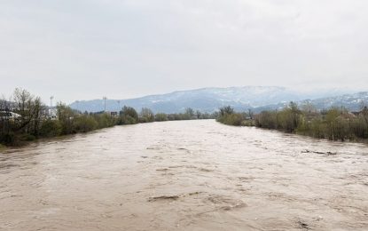 Posebno upozorenje: Nagli rast rijeke Bosne, sa tendencijom daljeg rasta!