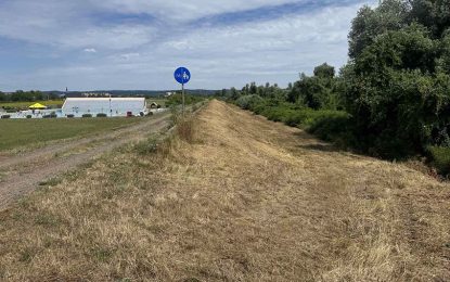 Брод: Кошење и уређење насипа и канала у поплавном подручју Ивањско поље